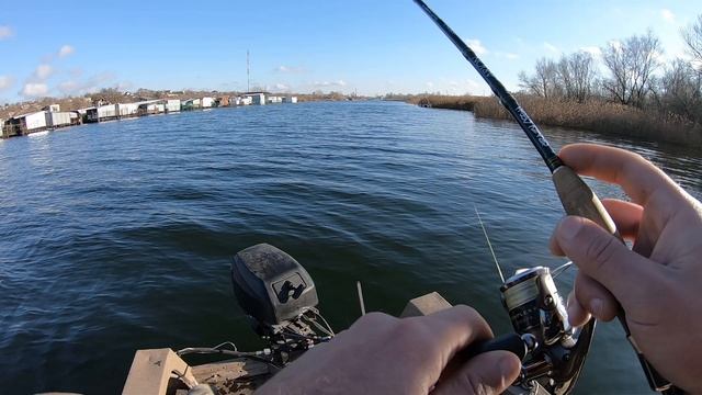 CRAZY FISH Arion ASRE832LS 3-15 и мелкий окунь . смотреть онлайн