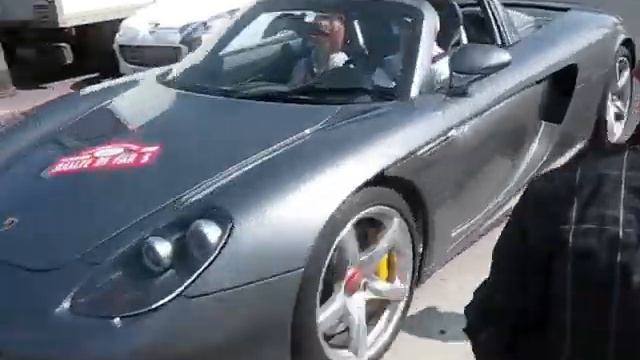 Porsche GT3 RS and Porsche Carrera GT sound Rallye de Paris 2012 смотреть онлайн