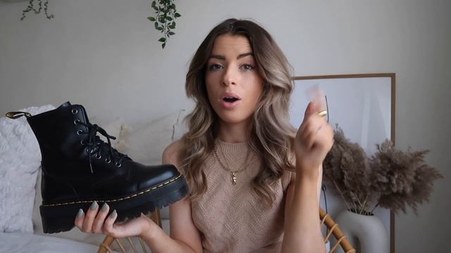 DR. MARTENS 1460 BOOTS & JADON BOOTS COMPARISON REVIEW + BREAKING IN TIPS // Charlotte Olivia смотреть онлайн