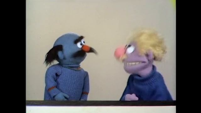 Sesame Street - Harvey Kneeslapper - Do you know where I wanna 'B?' смотреть онлайн