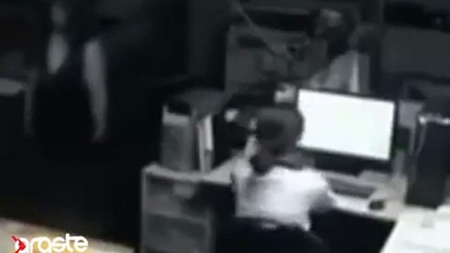 ئایه جنۆكه بونی ههیه یان نا ؟ смотреть онлайн