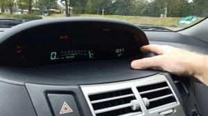 Настроить часы на Тойота Ярис  #выставитьвремянатойоте#Yaris2006#Yaris2008