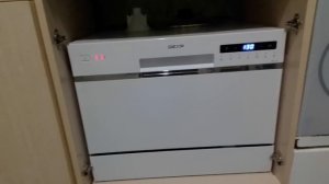 Посудомойка Dexp спустя год.  Как моет посудомойка?