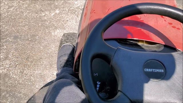 Craftsman LT3000 Lawnmower Running For The First Time Of 2022 смотреть онлайн