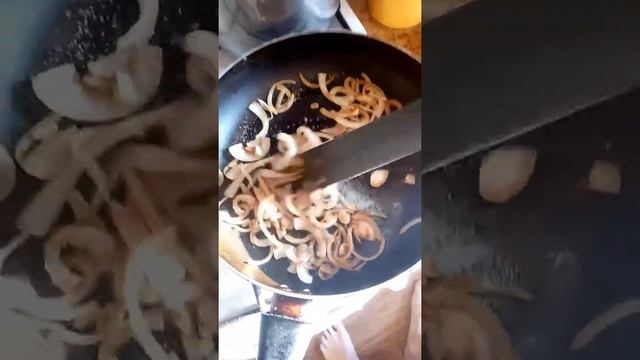 Как вкусно и полезно приготовить репчатый лук. смотреть онлайн