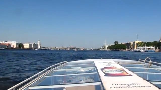 По каналам и рекам Санкт-Петербурга смотреть онлайн