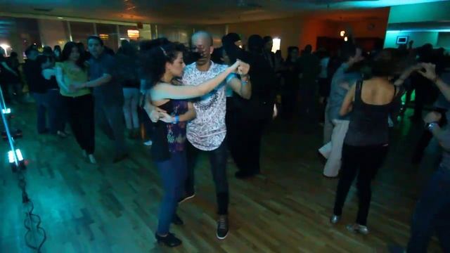 Salrica Salsa Social 03/05 - Jorge y Tanya смотреть онлайн