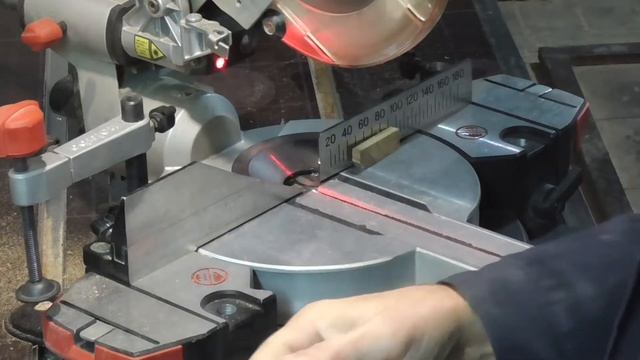 Пиление без сколов. Скотч или острая пила? смотреть онлайн