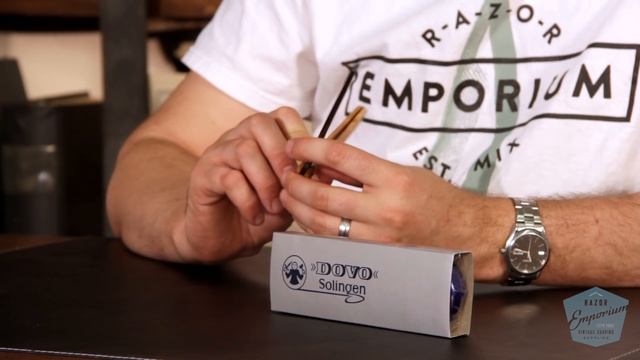 Dovo Solingen Straight Razor Wetshaving Supplies Spotlight