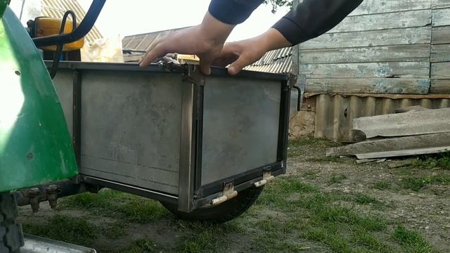 Иж планета 4 грузовая люлька (грузовой боковой прицеп).