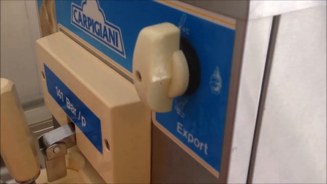 Carpigiani 141 Ice Cream Machine: How to Prime, Start the Machine, and Make Ice Cream смотреть онлайн