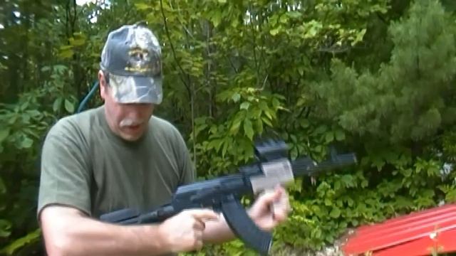 Tapco Intrafuse short vertical grip - SGL21 (Saiga AK-47/AK-74) смотреть онлайн