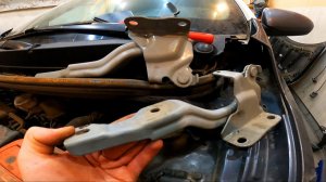 Как снять/заменить петли капота Kia Rio 2011-2017год