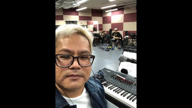 Pirates of the Caribbean: He's a Pirate смотреть онлайн