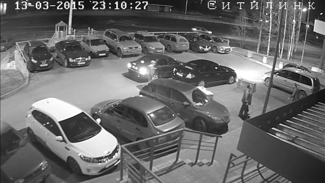 Петрозаводские разборки из-за парковки 13 июня во дворе жилого комплекса. смотреть онлайн