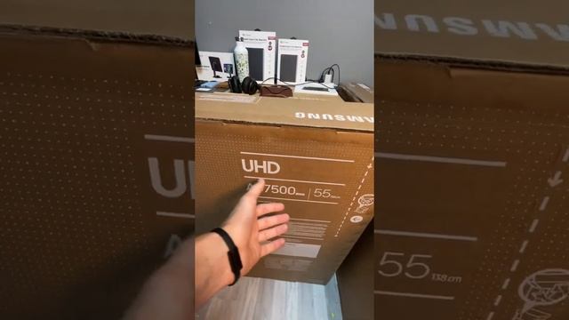 LED Samsung Телевизор (138 см) UE55AU7560UXRU / лучший современный телевизор / смотреть онлайн