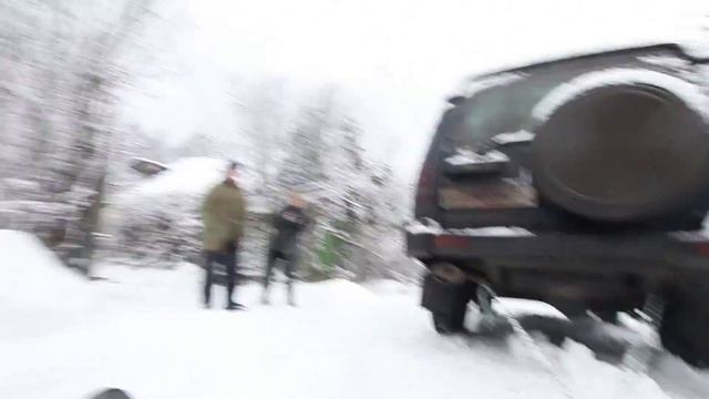 Снегоочистка плугом с помощью авто смотреть онлайн