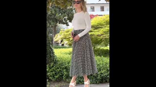 Красивые летние образы с юбками разные длины. Моды 40+ смотреть онлайн