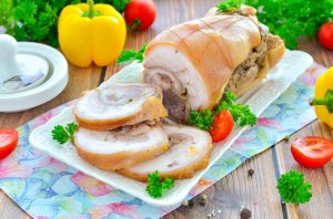 КАК ПРИГОТОВИТЬ РУЛЕТ ИЗ СВИНОЙ РУЛЬКИ В ДУХОВКЕ В ФОЛЬГЕ