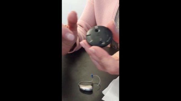 How to change the filter of a Phonak Marvel Hearing Aid