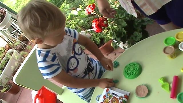 TOP10. На даче. Кошка Масяня. Она же кошка Пушистка. Как растут огурцы. смотреть онлайн