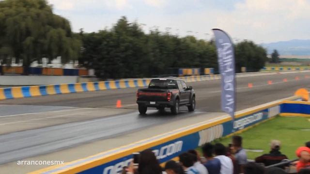 Focus RS vs Ford F-150 Raptor | Arrancones Pegaso Agosto 2018 смотреть онлайн