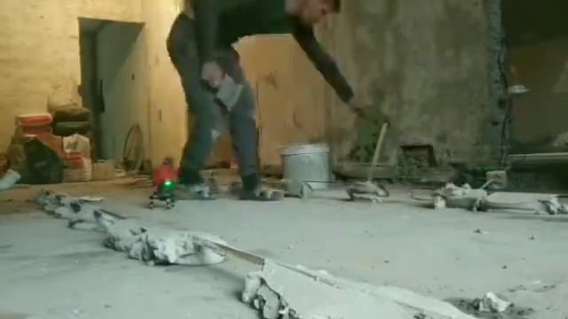 Установка маяков. Начало стяжки. смотреть онлайн