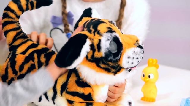 Детский мир | Распаковка игрушек |Тигрёнок Рычащий Амурчик смотреть онлайн