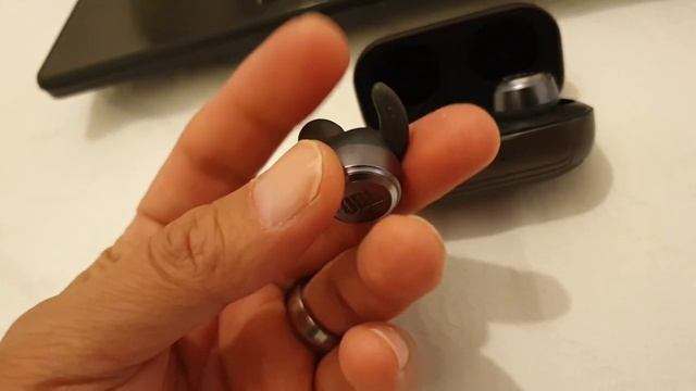 Review: JBL Sport Earbuds JBL BIG DISCOUNT!! смотреть онлайн