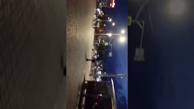 Проездом через Киров, площадь перед ЖД вокзалом - ЖД вокзал город Киров смотреть онлайн