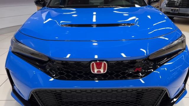 2023 Civic Type R in Boost Blue Pearl - Interior & Exterior Review смотреть онлайн