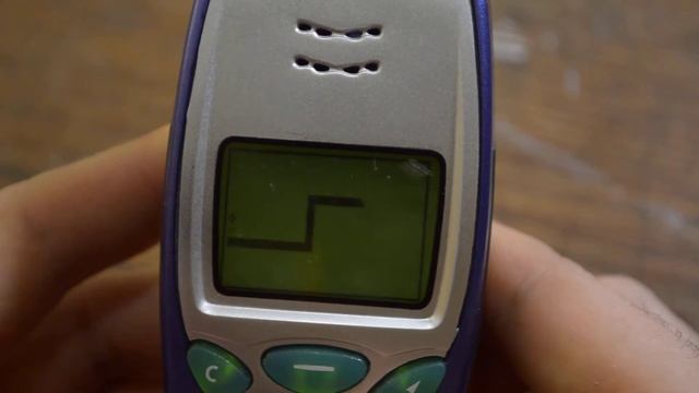 NOKIA 3210 Old Phone + Snake Game смотреть онлайн