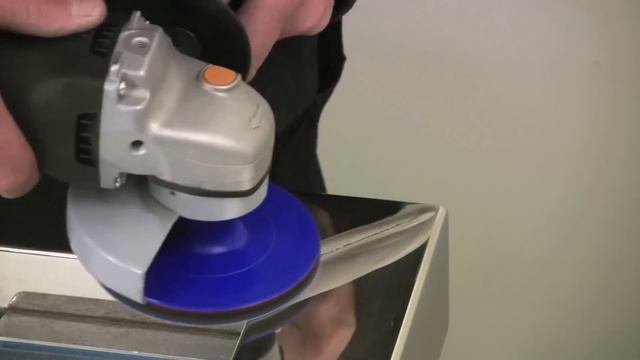 Полировка плоскости и сварного шва на профильной трубе. смотреть онлайн