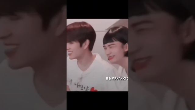 странная девочка 😂 смотреть онлайн