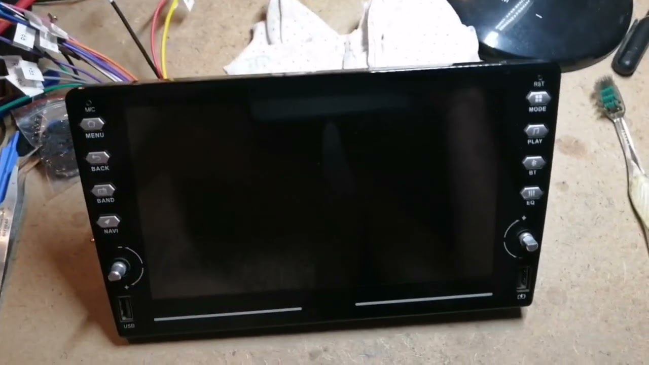 Ремонт китайской андроид магнитолы. Не показывает экран.