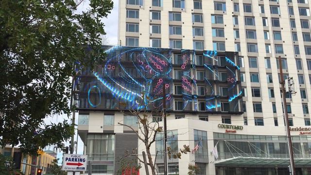 Мультимедийный фасад для зданий и сооружений фиксированный смотреть онлайн