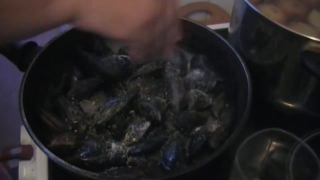 Как приготовить мидии. | How To Cook Mussels.