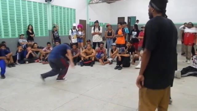 B-Boy Lucca9 & B-Boy Jogado (LOONEY TUNES CREW) смотреть онлайн