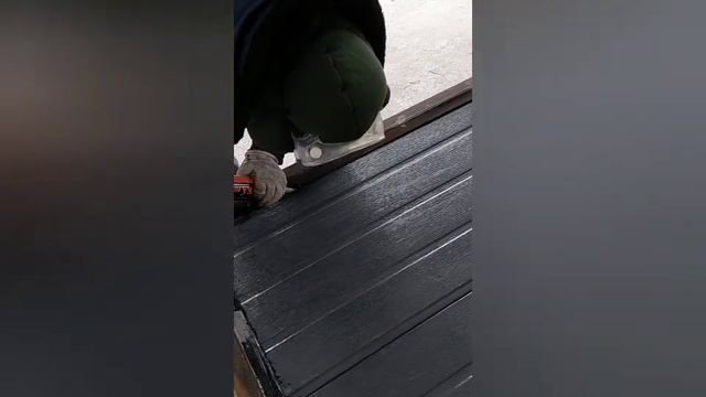 Бюджетный ворота из сендвич панелей. смотреть онлайн