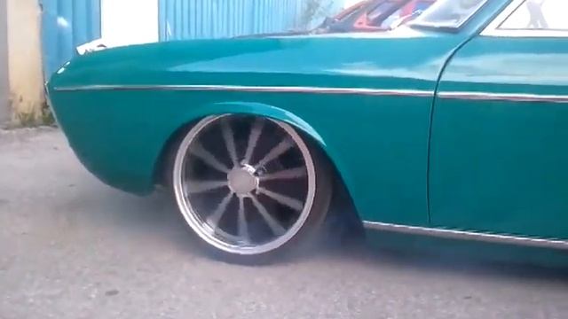 Audi 100 c1 to low to drive Burnout смотреть онлайн