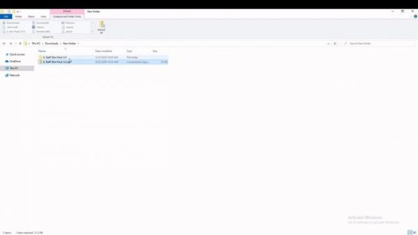 How to get CUSTOM MINECRAFT SKINS in Minecraft Education Edition