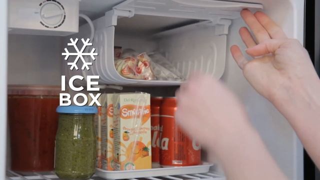 Russell Hobbs Mini Fridge RHTTF67/B смотреть онлайн