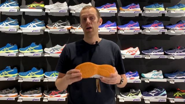 Asics Upcourt 4 Обзор кроссовок смотреть онлайн