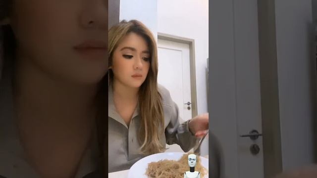 ?Веселые социальные сети терпят неудачу, часть 7 смотреть онлайн