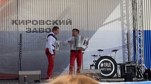 Дуэт Штрихкод "Шерлок Холмс" смотреть онлайн