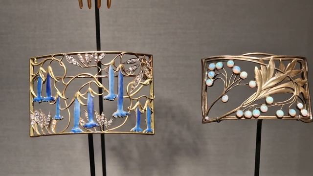 Украшения эпохи Модерн. Выставка Ар Нуво в Париже. смотреть онлайн