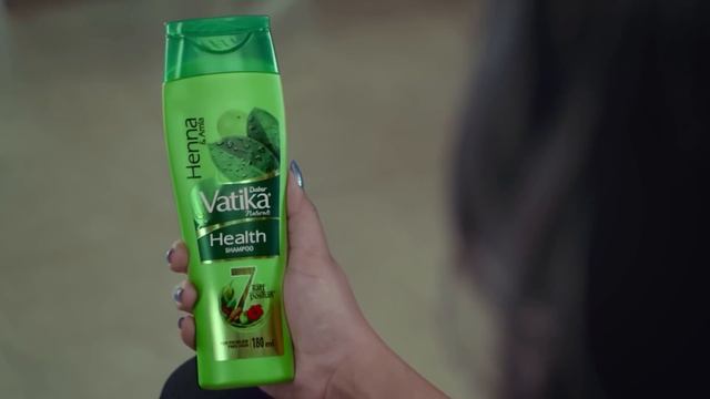Dabur Vatika Shampoo (6s Bumper TVC) - Chalugiri nahin, Naturegiri Karo! смотреть онлайн