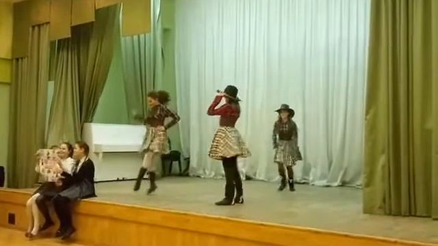 Ковбойский танец в нашей школе смотреть онлайн