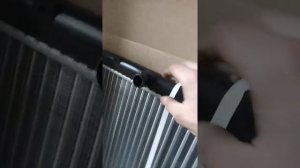 Установка радиатора охлаждения на Ниссан Альмера N16