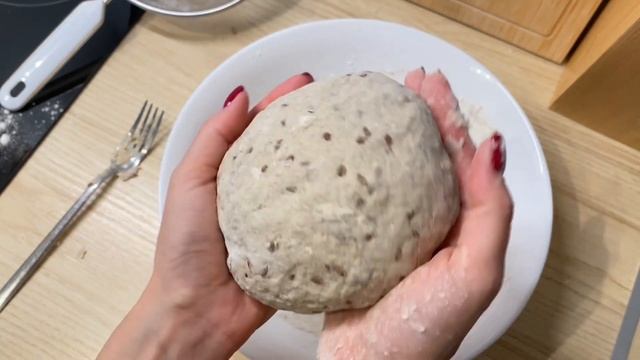 Хлеб больше не покупаю, пеку сама. Вы тоже можете. Хлеб с семенами льна. смотреть онлайн